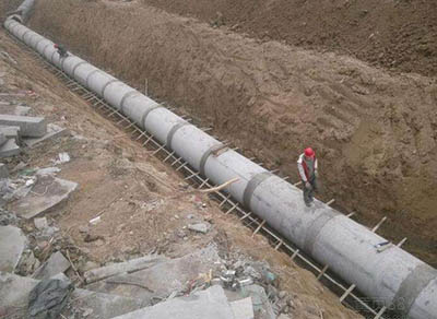 福建直��1200水泥管施工案例